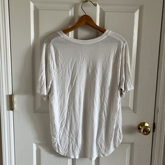 A New Day Women's Short Sleeve V-Neck T-Shirt Size X-Large - Picture 5 of 7